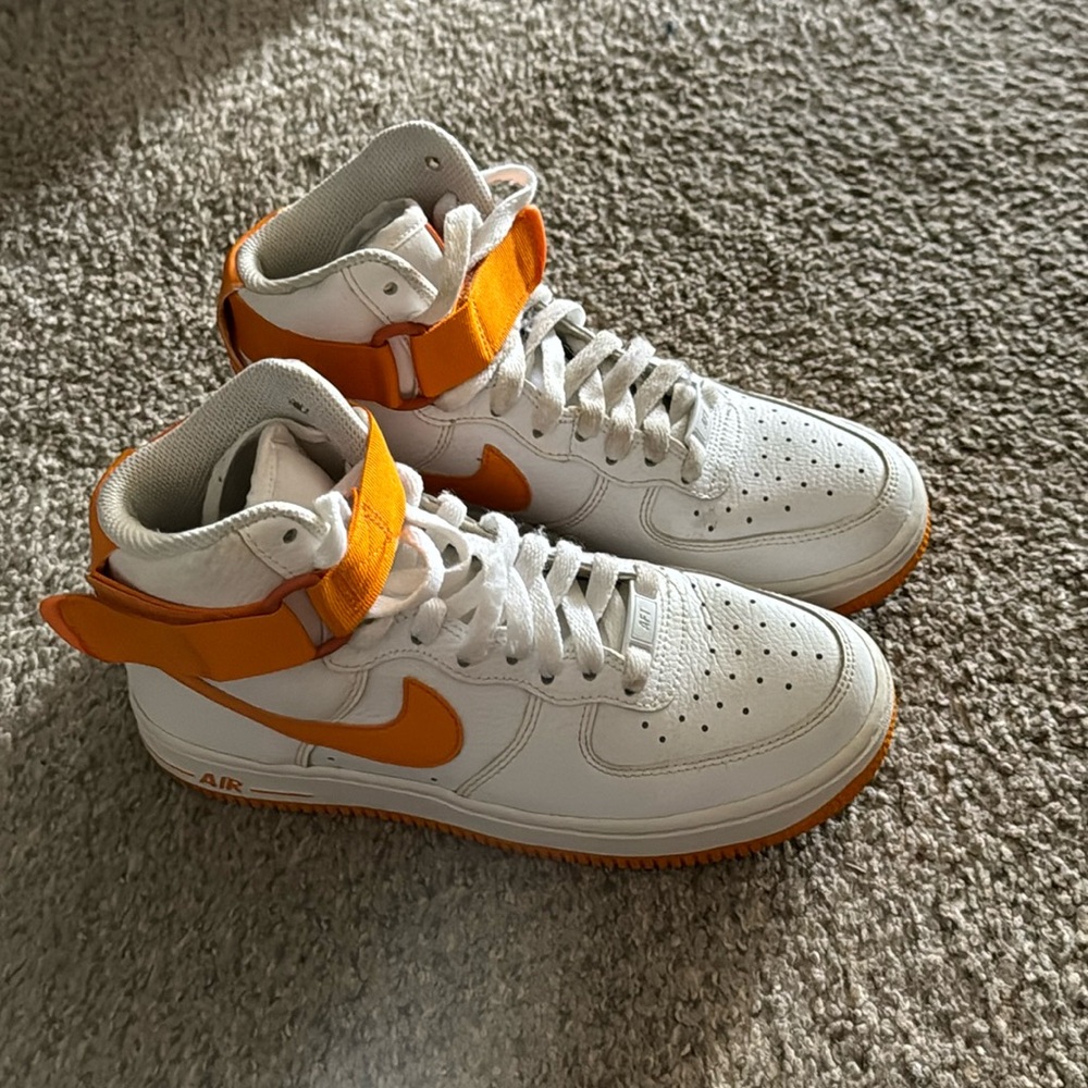 Nike Air Force 1